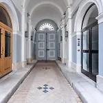 Beautiful Apartment At Gare De L\'Est Republique